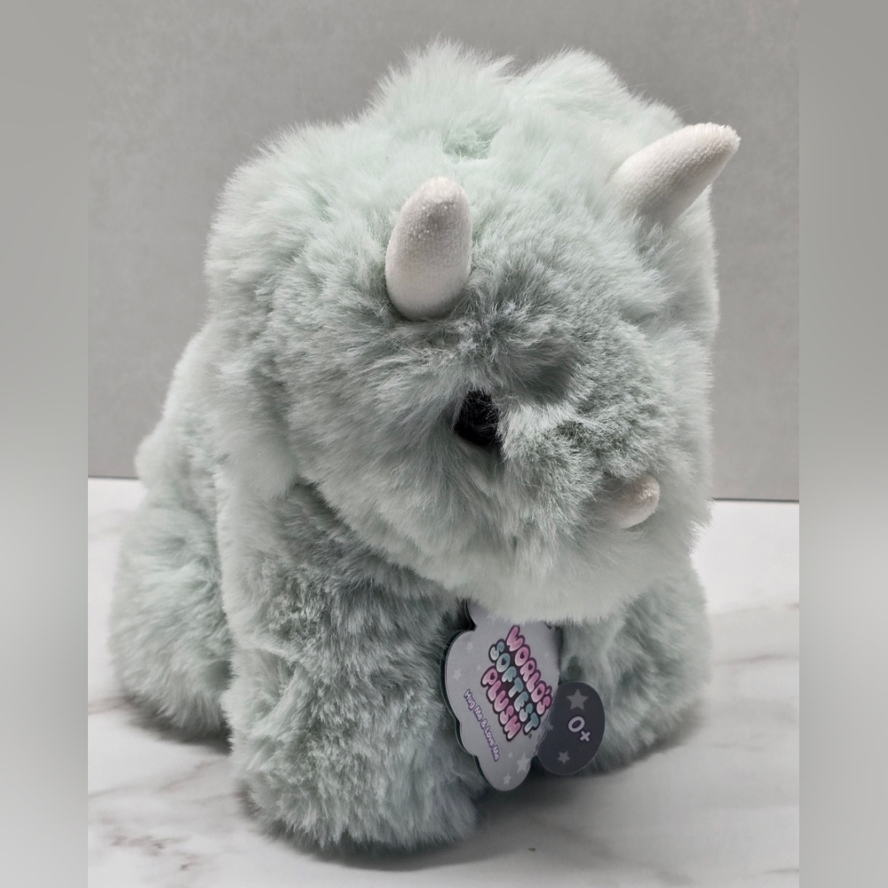 Worlds Softest Plush Triceratops Dinosaur Plush NWT Stuffed Animal Prehistoric